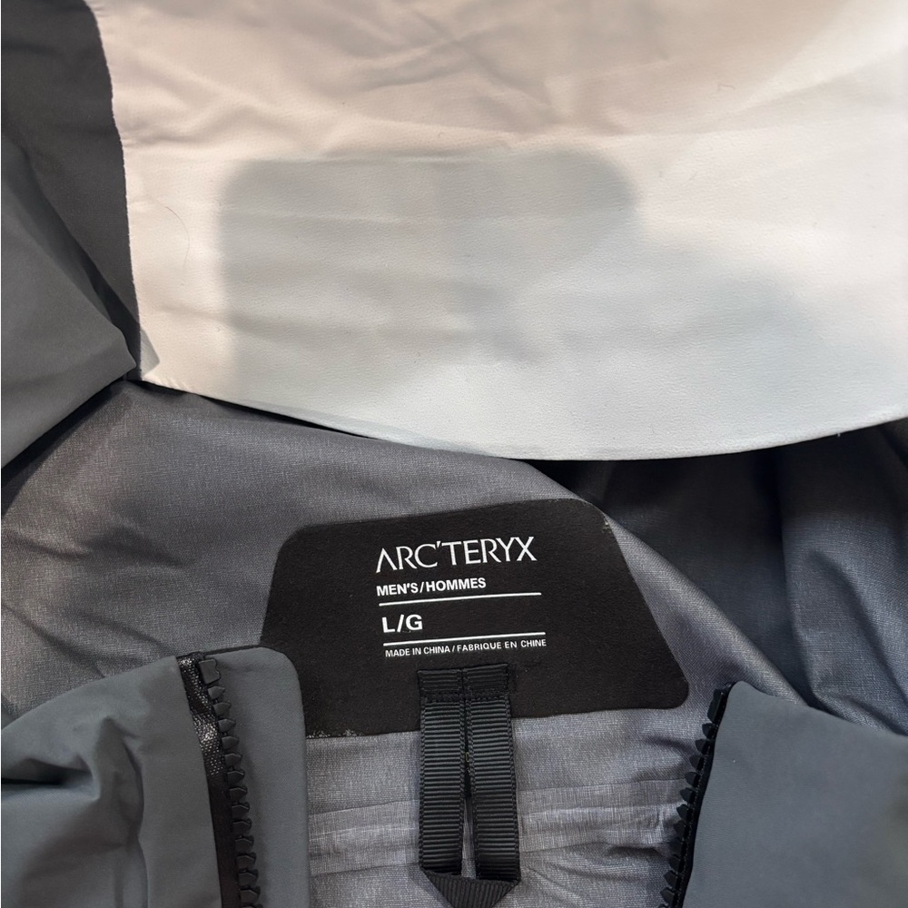 Arcteryx 24k gold collection GORETEX jacket - Picture 5 of 11